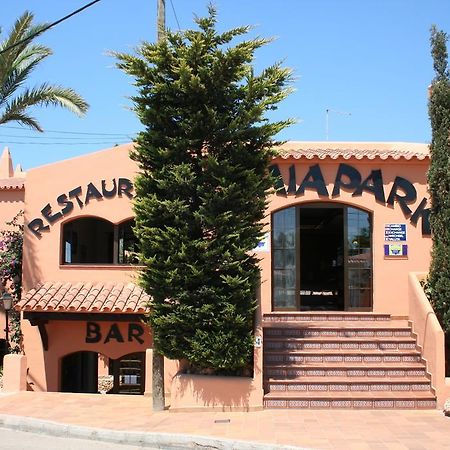 Bahia Park Hotell Cala En Porter  Eksteriør bilde