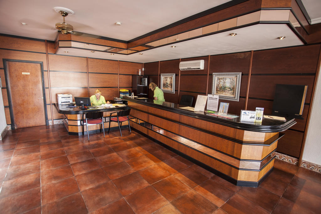 Bahia Park Hotell Cala En Porter  Eksteriør bilde