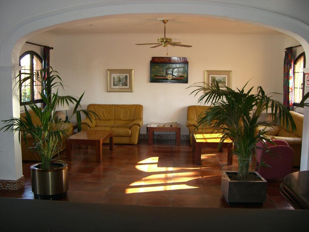 Bahia Park Hotell Cala En Porter  Eksteriør bilde